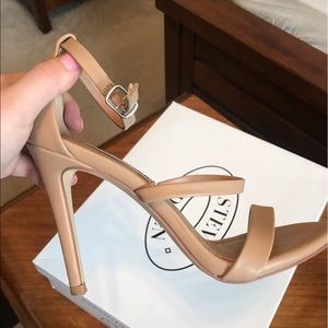 Steve Madden Tan/Nude/Beige Heels 5.5